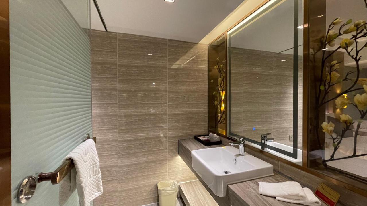 Oriental Silk Hotel Canton Esterno foto