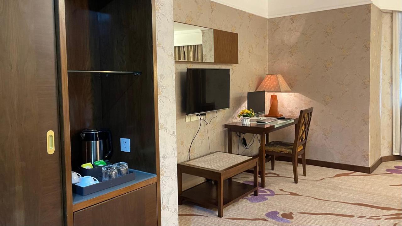 Oriental Silk Hotel Canton Esterno foto