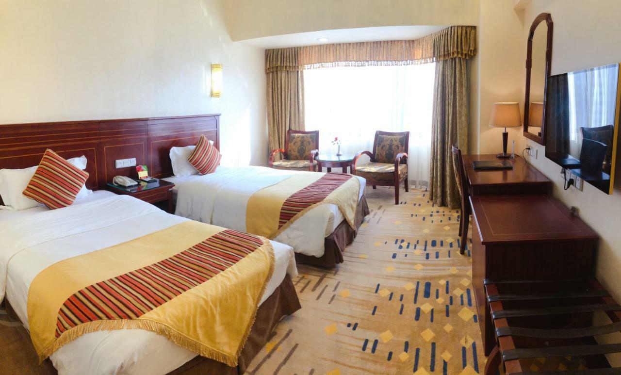 Oriental Silk Hotel Canton Esterno foto